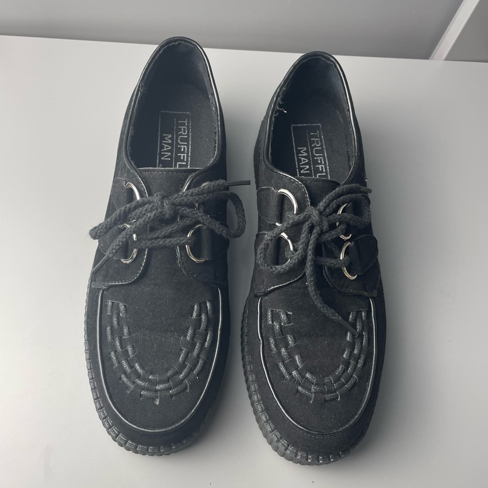 Truffle Man Collection lace up creeper in black faux-suede